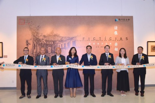 Foi inaugurada a Exposição de Obras de Bruno Kuan -
