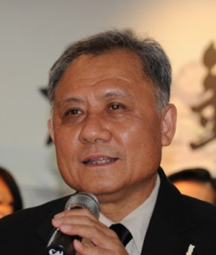 楊鏡生
