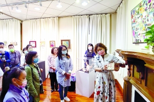 https://1000prog.fmac.org.mo/sponsorship/出席展覽開幕式人士合影