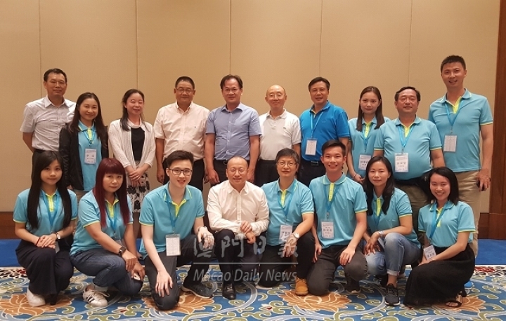 c1fb8265-9e56-4ef6-ab8e-18bdbb265db8.jpg
