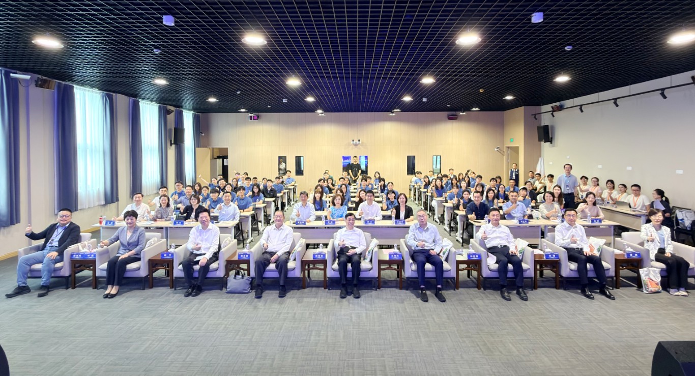開營儀式大合照 (Medium).jpg