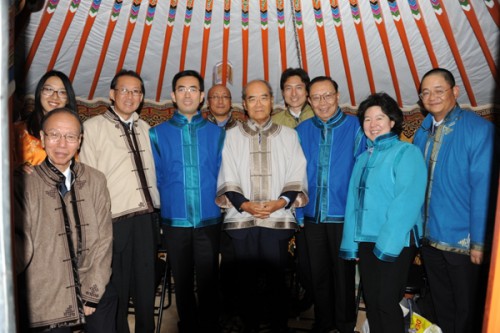 出席營火晚會的嘉賓