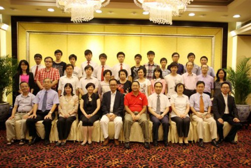 Banquete para celebrar os bons resultados obtidos pela Equipa de Macau no Concurso de Matemática do Ensino Secundário Complementar realizado nos EUA