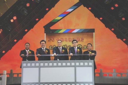 O Espectáculo “Na Terra de Esperança” –  Sarau Culturalrealizado emcomemoração do 65.º Aniversário da RPC e do 15.º Aniversário da RAEM  obteve um enorme sucesso