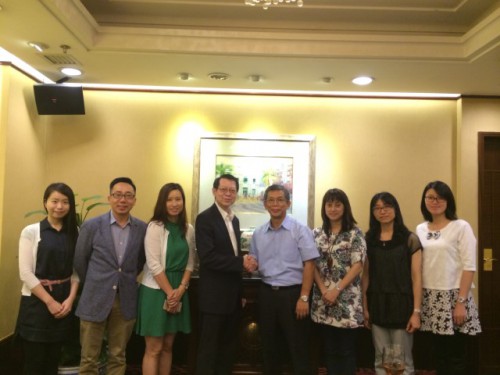 Os efeitos positivos da Acção “Serviços de Apoio a Idosos em Casa” têm vindo a ser muito apreciados pela população que deles necessita e a FM e a Caritas de Macau partilharam as experiências sobre a prestação destes serviços