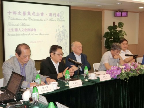 Representes macaenses presentes Rufino Ramos, Miguel de Senna Fernandes e José Luis de Sales Marques