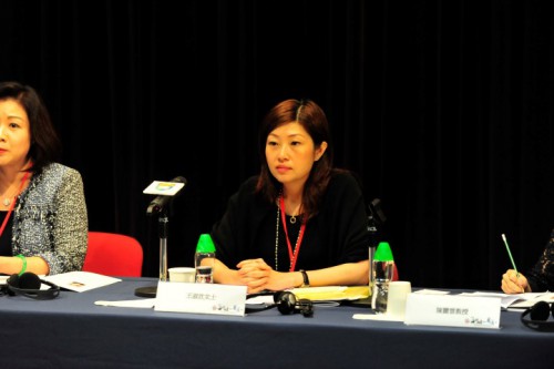 Vice-Presidente da Direcção da Associação Geral das Mulheres de Macau, Sra. Wong Sok Ian