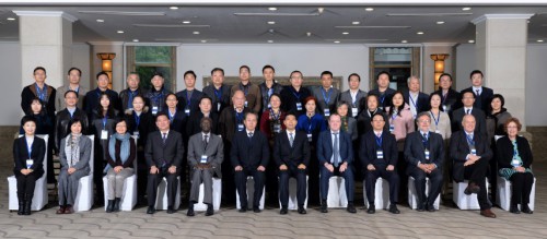 李明華(左六)、曲福田(左七)與UNESCO嘉賓及各地專家合照留念