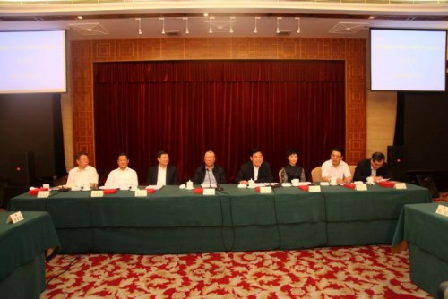 Os convidados de honra e responsáveis de diversas entidades estiveram presentes na cerimónia de conclusão