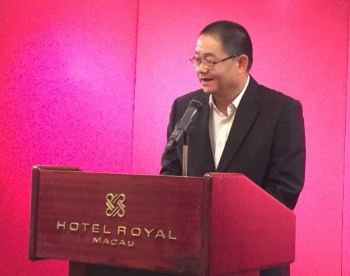 O Presidente do Conselho de Administração da Fundação Macau, Dr. Wu Zhiliang, fez um discurso de agradecimento.