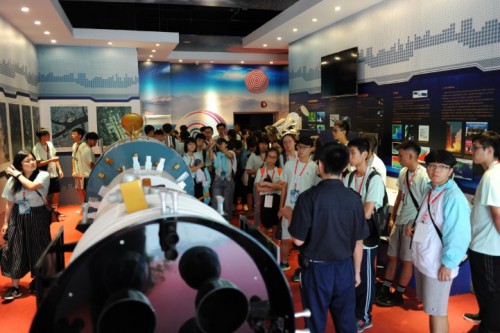 參觀航天科普館