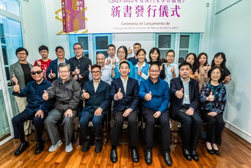 小說卷作者與嘉賓合影留念