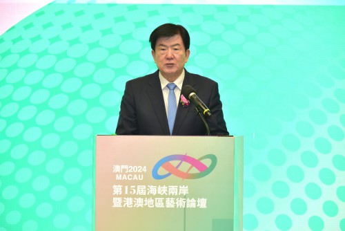 中國文聯黨組書記、副主席李屹在開幕式上作主旨發言