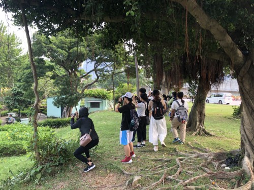 大家在童軍總部對出位置取景